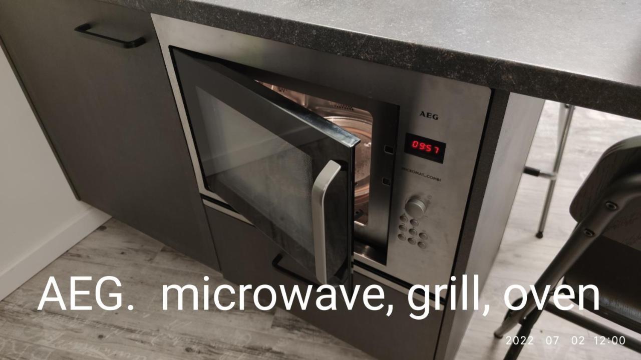 Happy Laime Studio, Self Check-in-24-7, A-c, Parking-in-the-underground-garage דירה